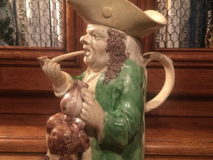 English Antique Pottery: Antique Toby Jugs, English Delft, Creamware, Pearlware.	